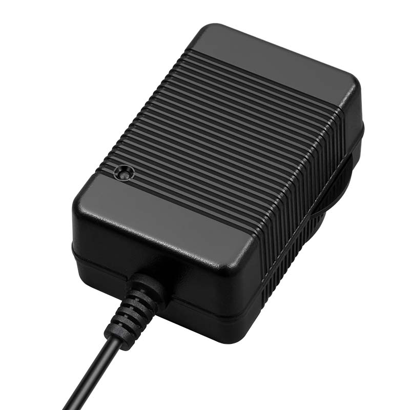 13.2V鎳氫電池充電器